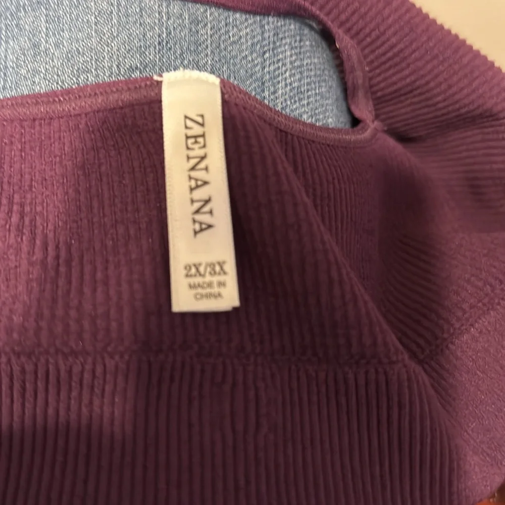 Zenana Purple Ribbed Halter Top - Picture 3 of 3